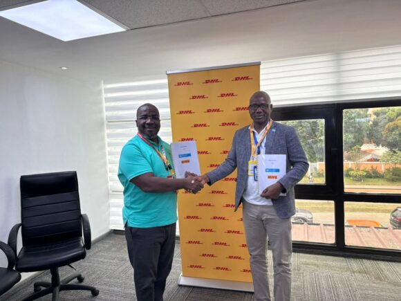 SOS Villages d’Enfants en Côte d’Ivoire et DHL Côte d’Ivoire renouvellent leur partenariat pour l’employabilité des jeunes !